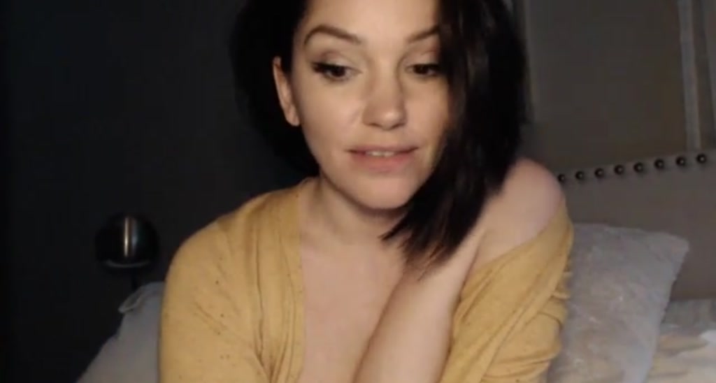 Miss_Jones_xo video thumbnail