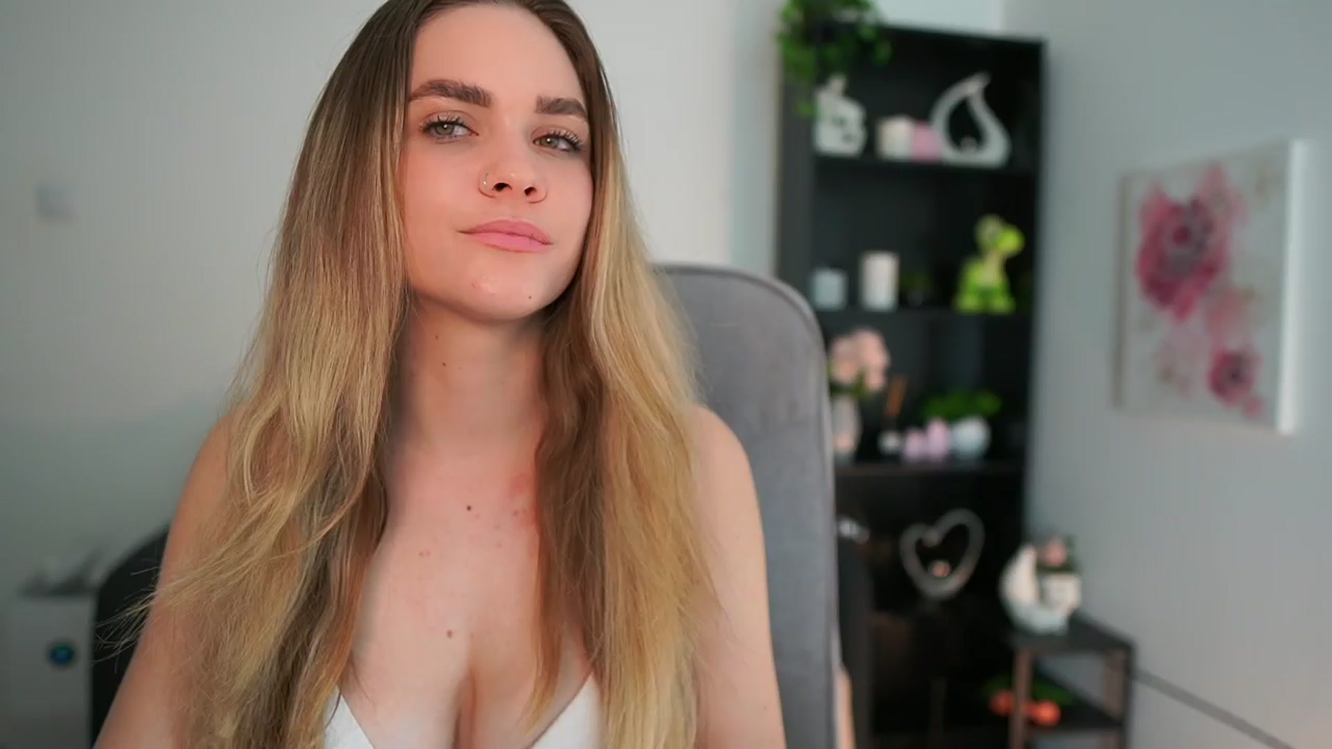 Skyla_Novea_ video thumbnail