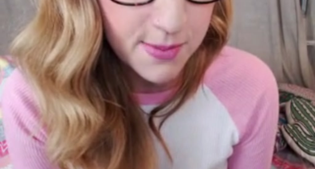 Pixie_Snow video thumbnail