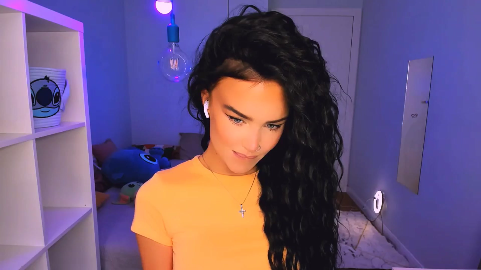 TheWizardJenn video thumbnail