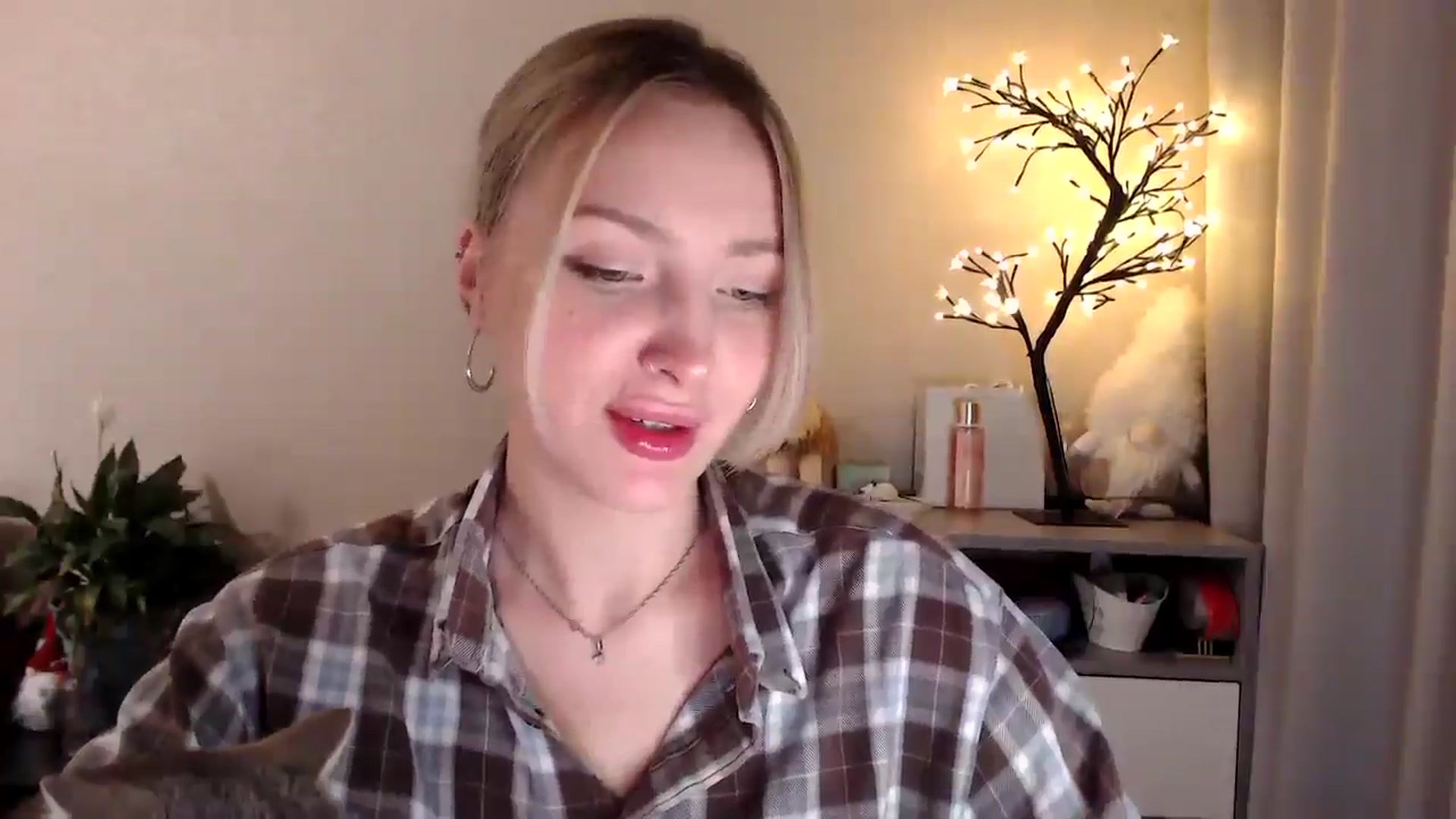 My_Diana video thumbnail