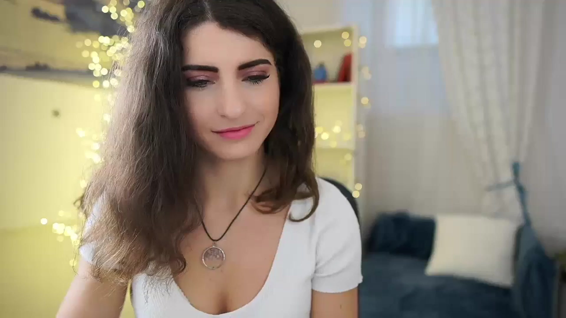 EVA__LOVIA_ video thumbnail