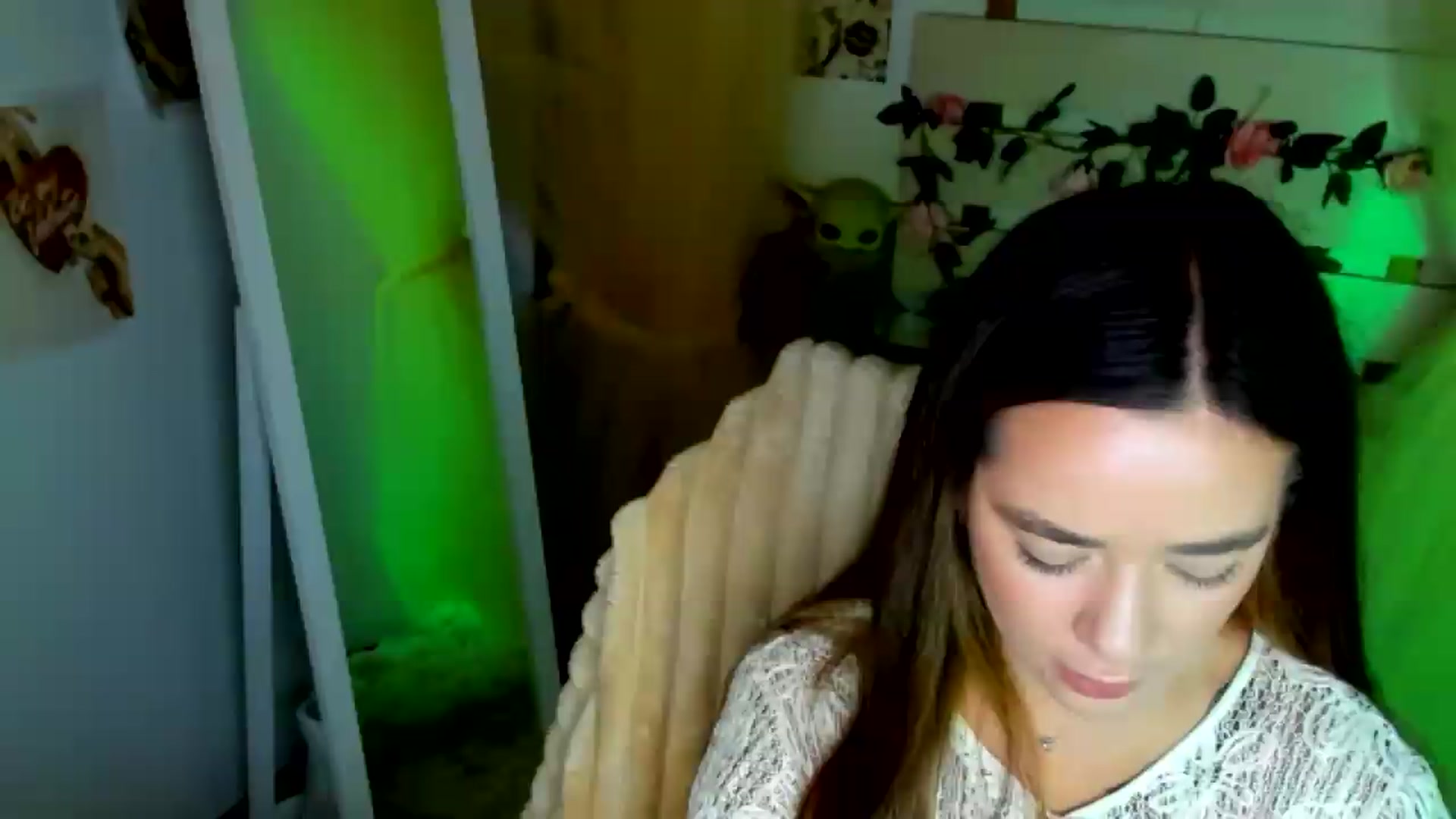 KiraLove video thumbnail