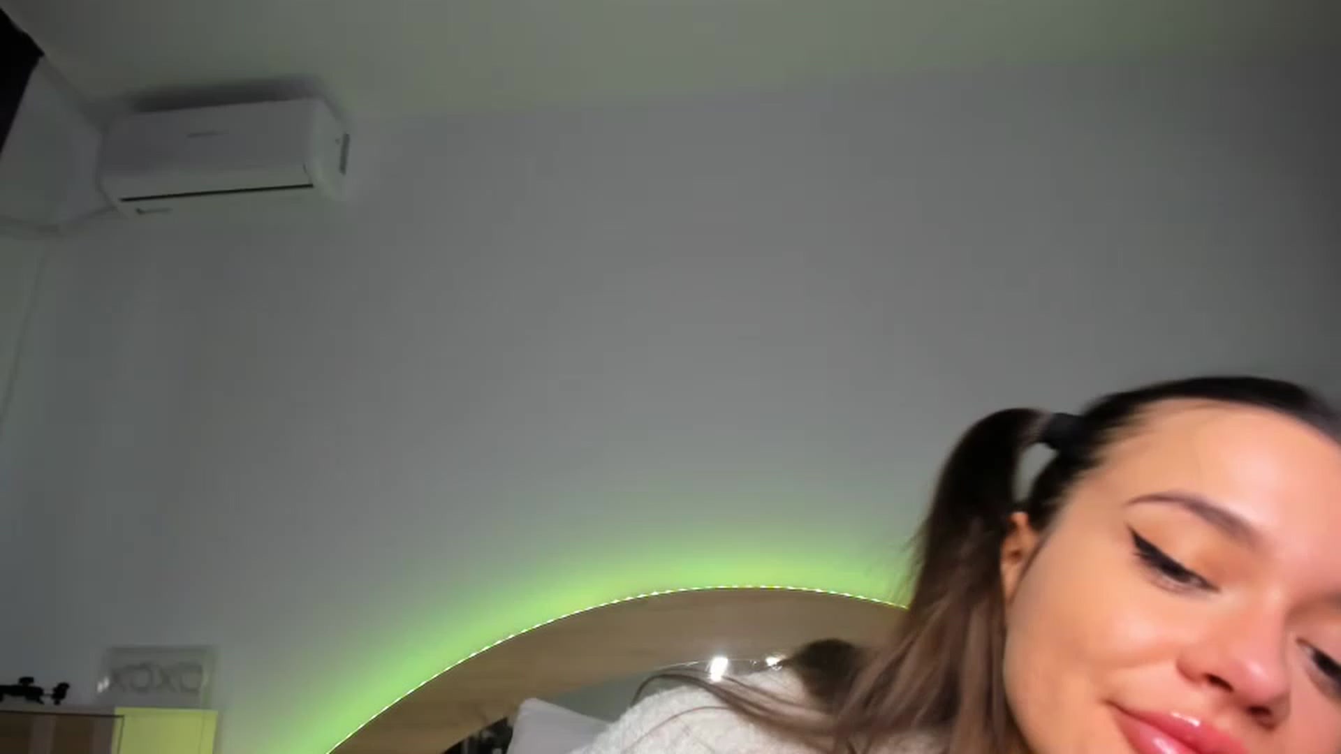 Miss_Medyson video thumbnail