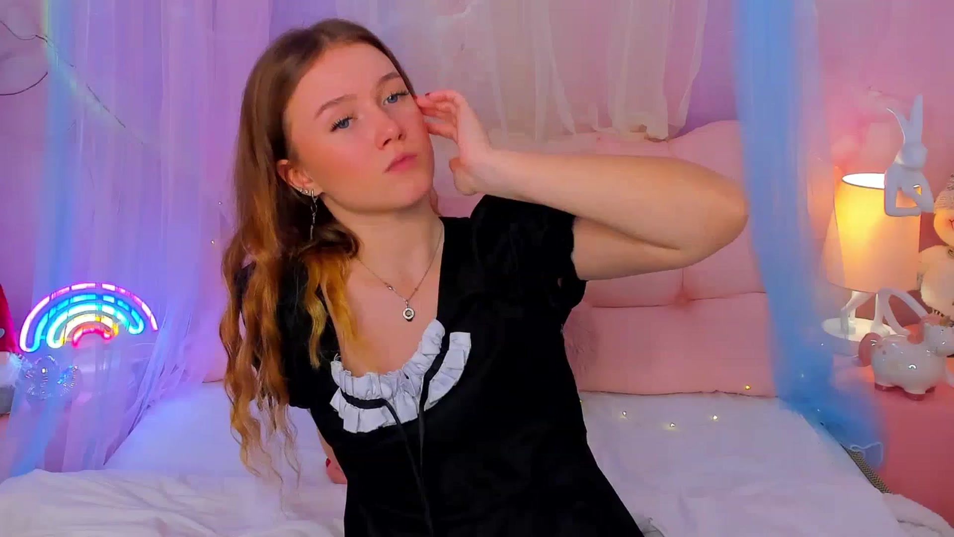Beatrizz video thumbnail