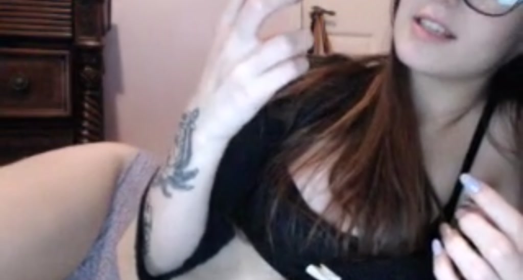 LilSensi video thumbnail