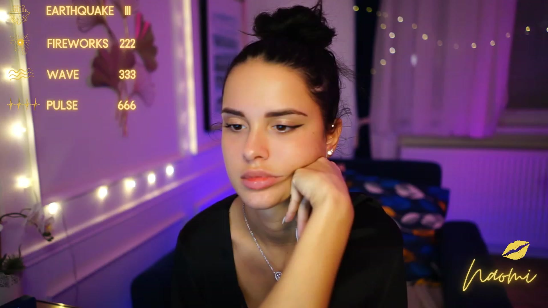 cinnabellee video thumbnail