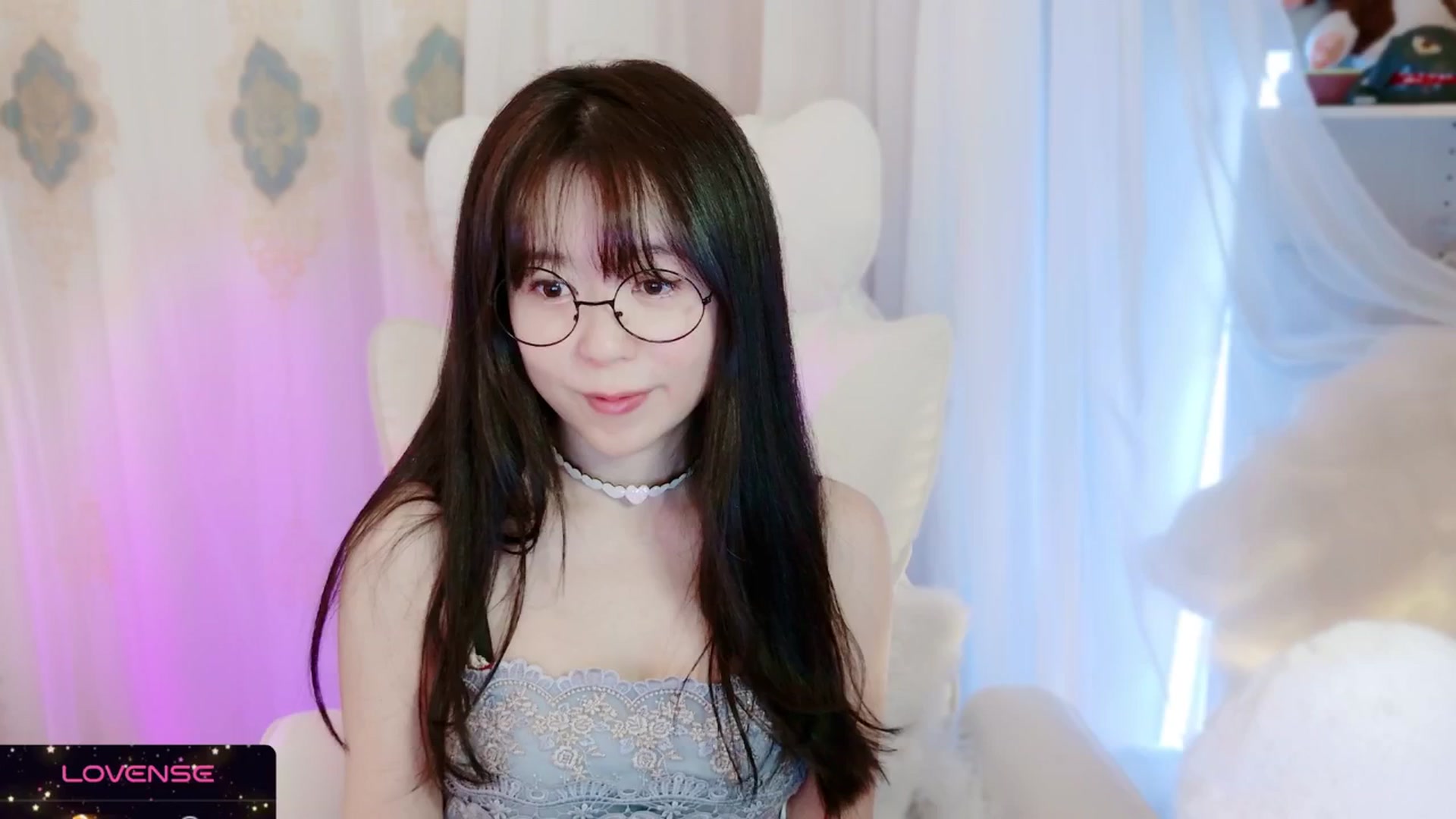 meowtheworld video thumbnail