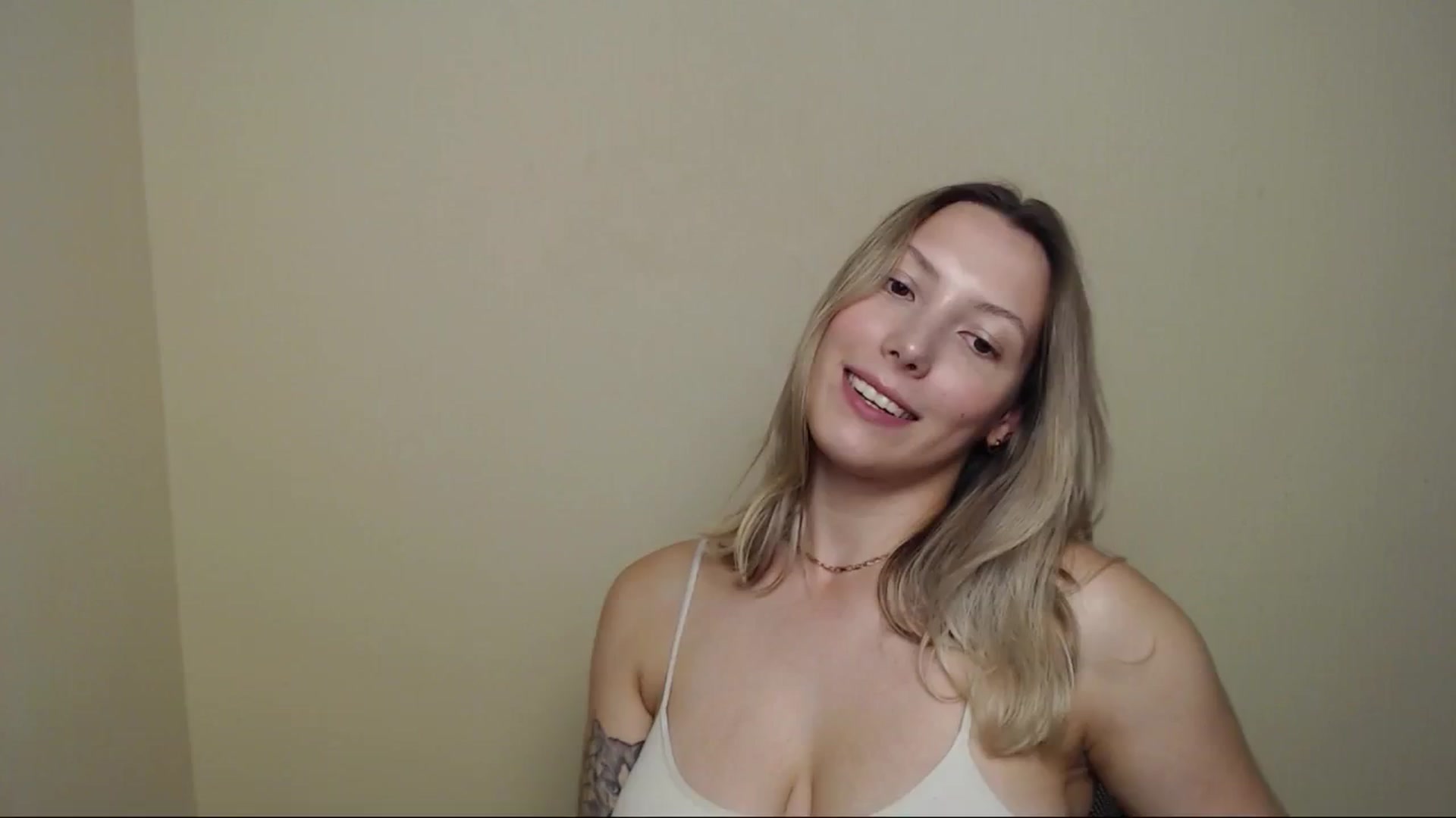 LexiLuna_ video thumbnail