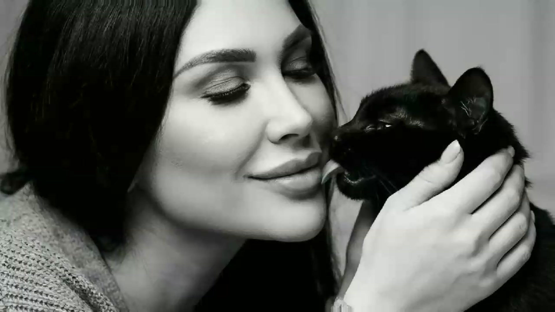 Monalise video thumbnail