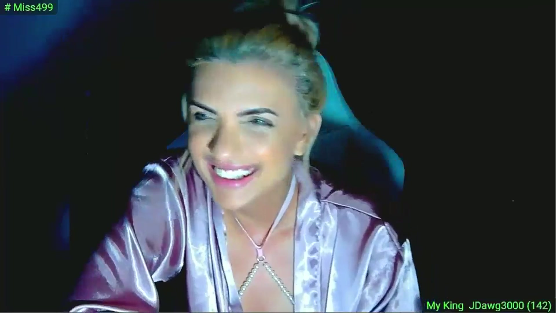 SunnyQueen video thumbnail