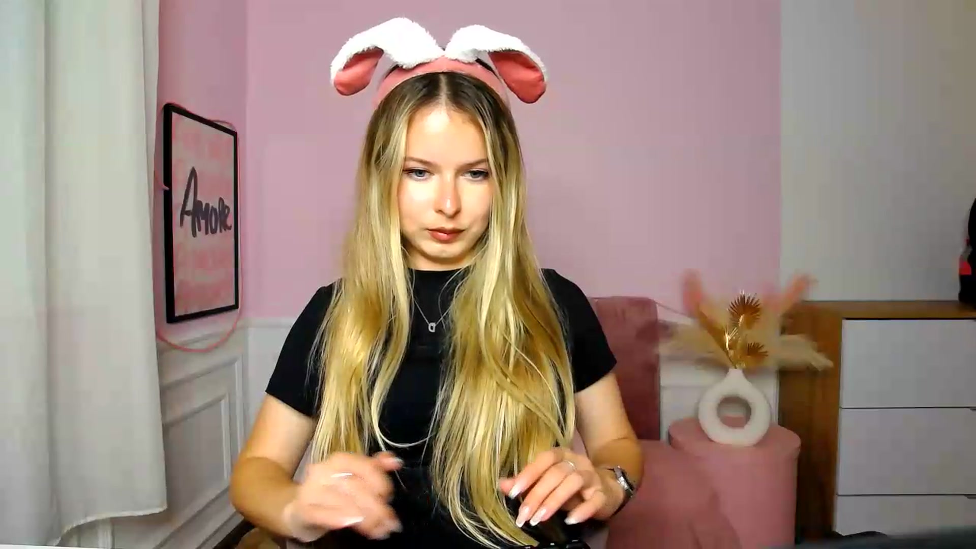 EveliBloo video thumbnail