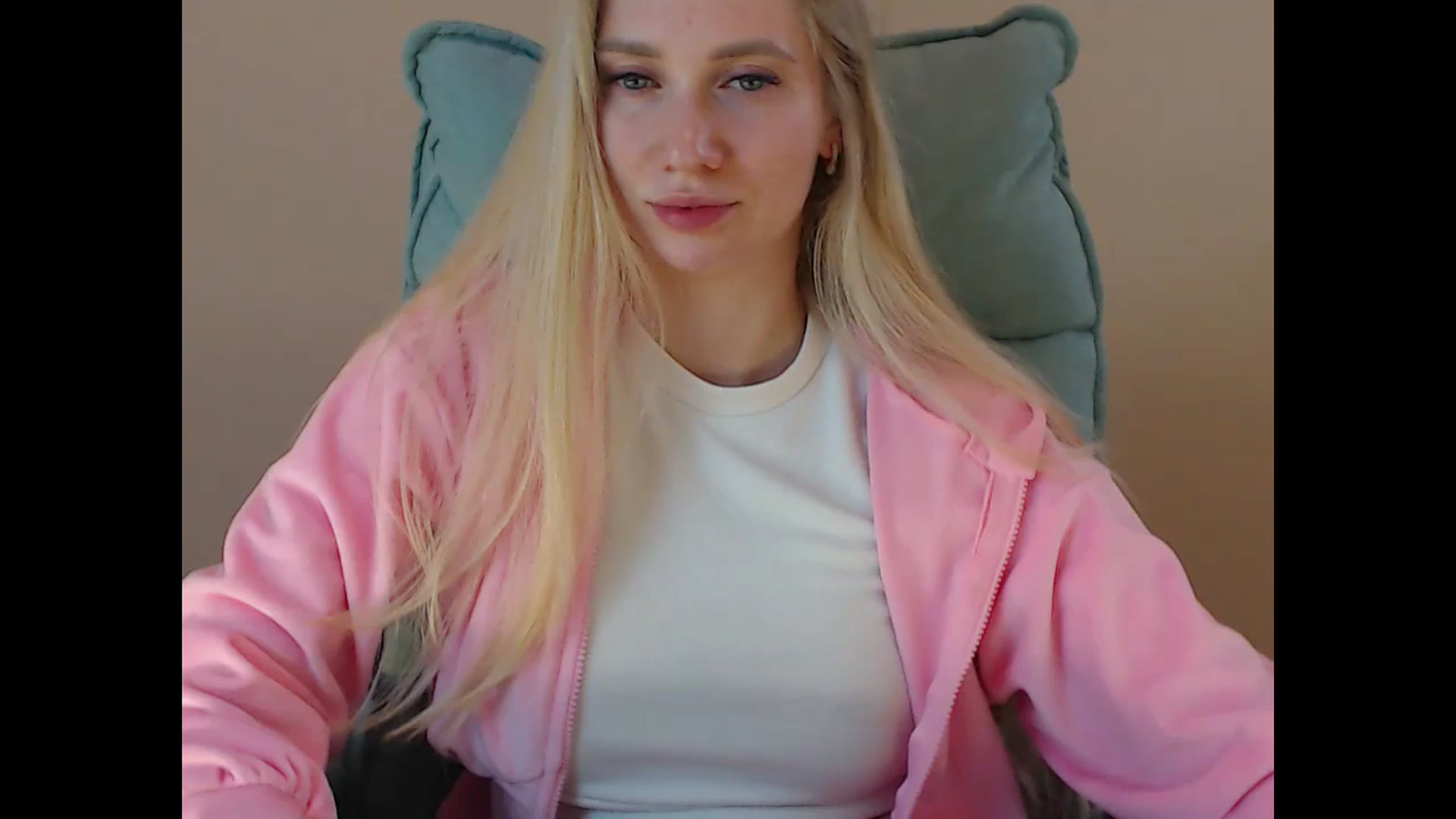 Miss_Sylvia video thumbnail