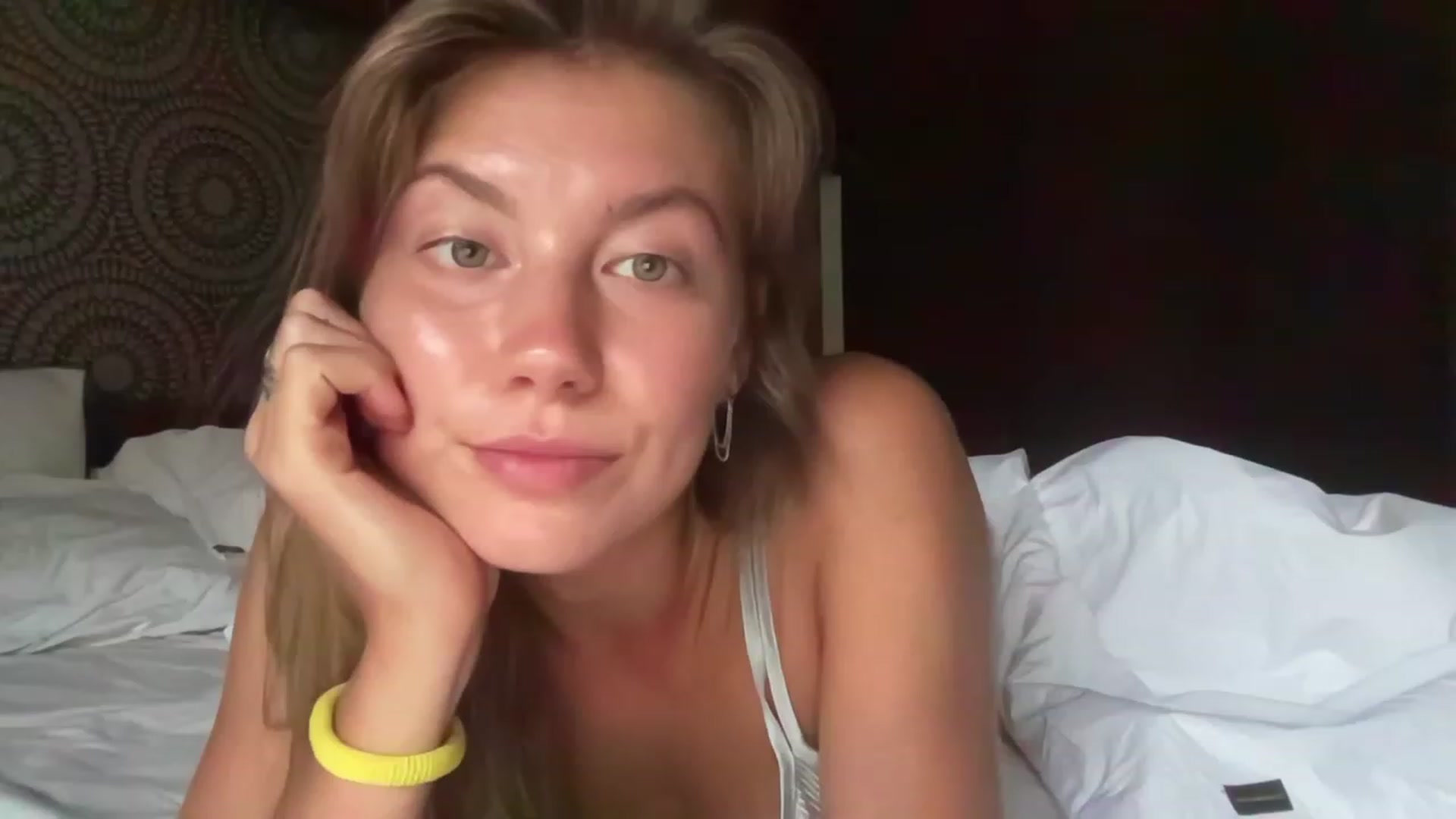 BaliSurfGirl video thumbnail