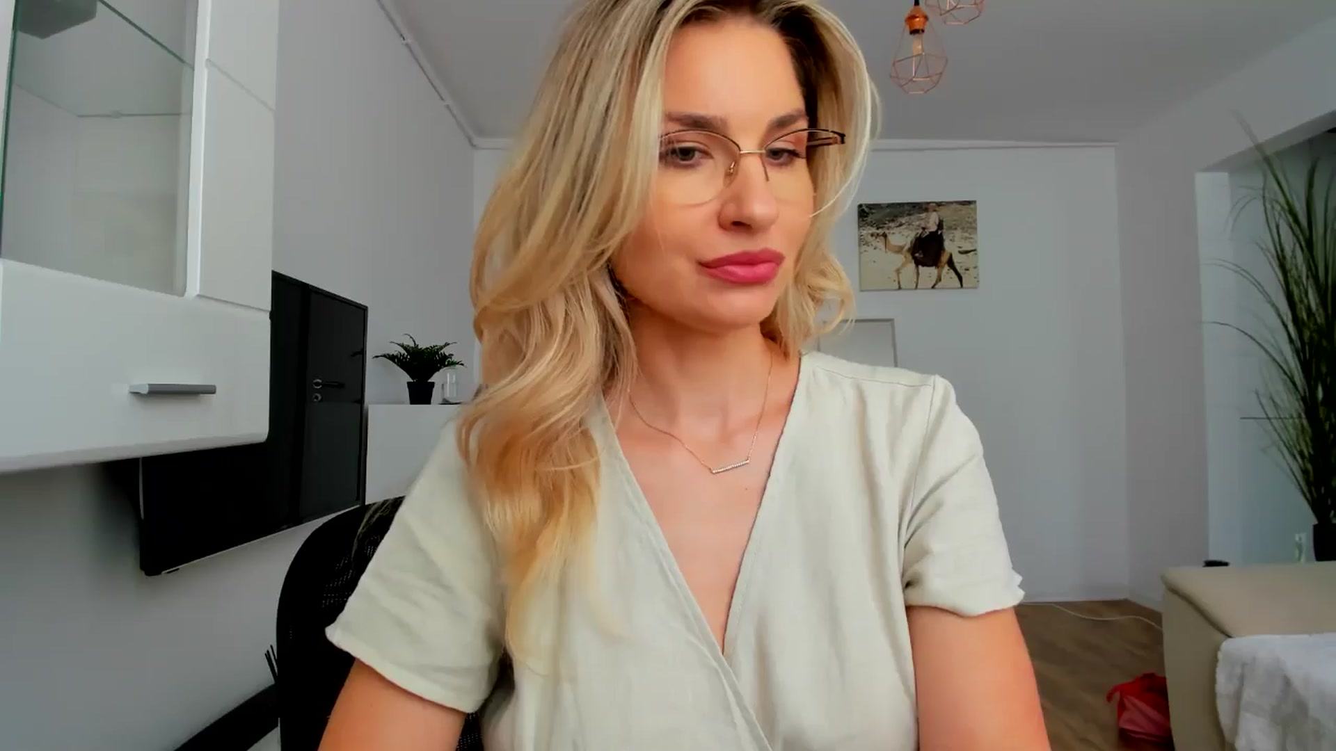 AlyMiss video thumbnail