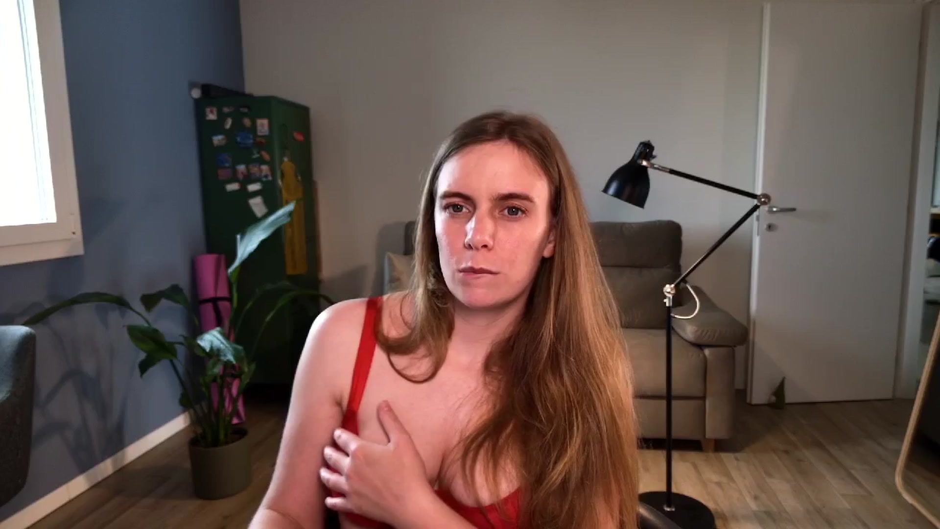 Personage video thumbnail