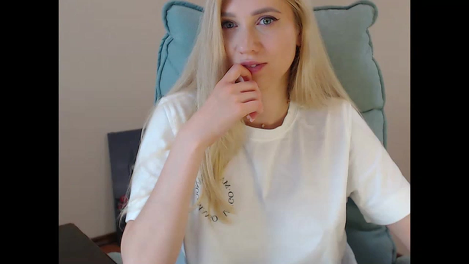 Miss_Sylvia video thumbnail