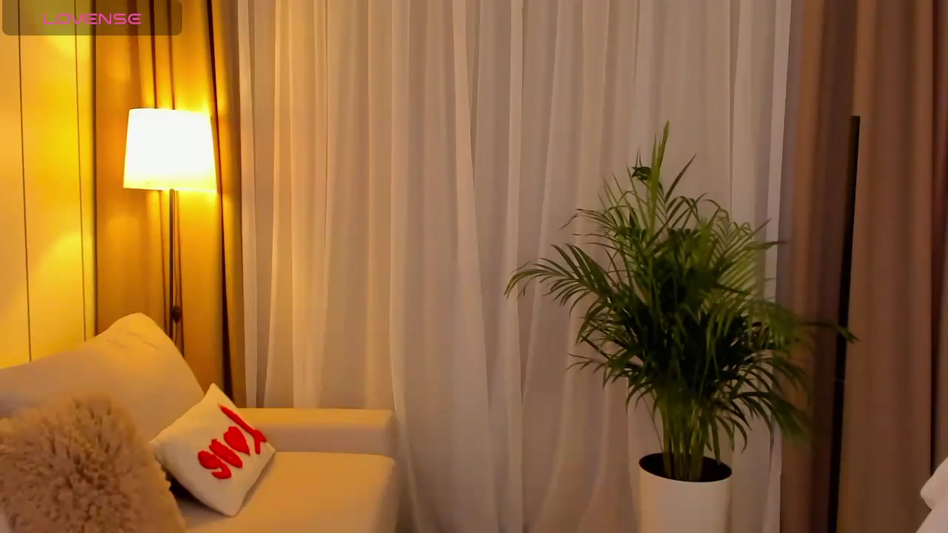 Annaliss video thumbnail