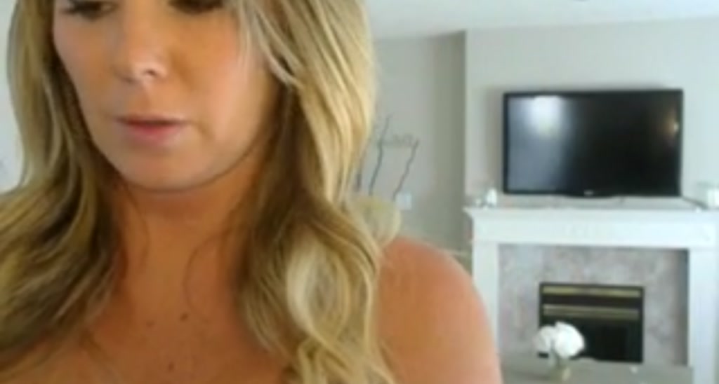 JuicyJamie_69 video thumbnail