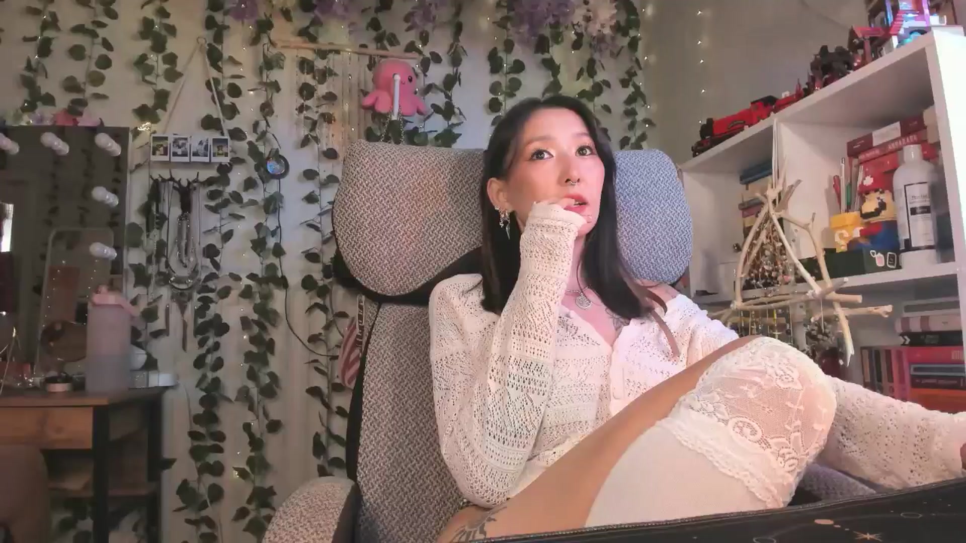 KellyAsian video thumbnail