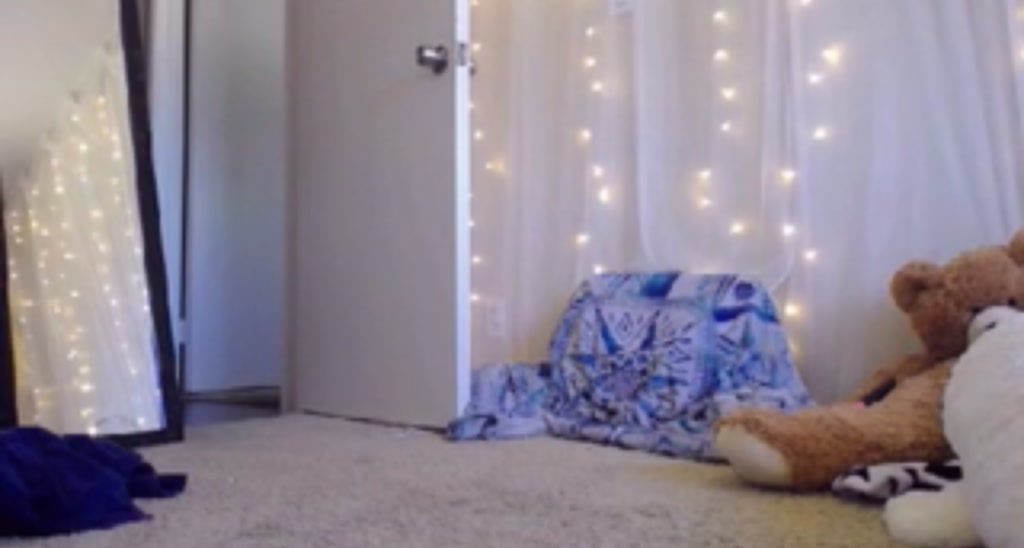 ZillyKitty video thumbnail