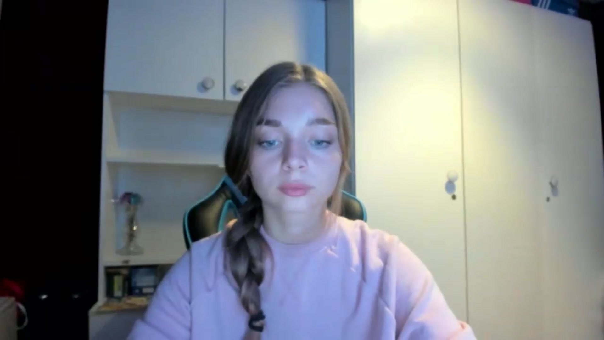 Yukiia video thumbnail
