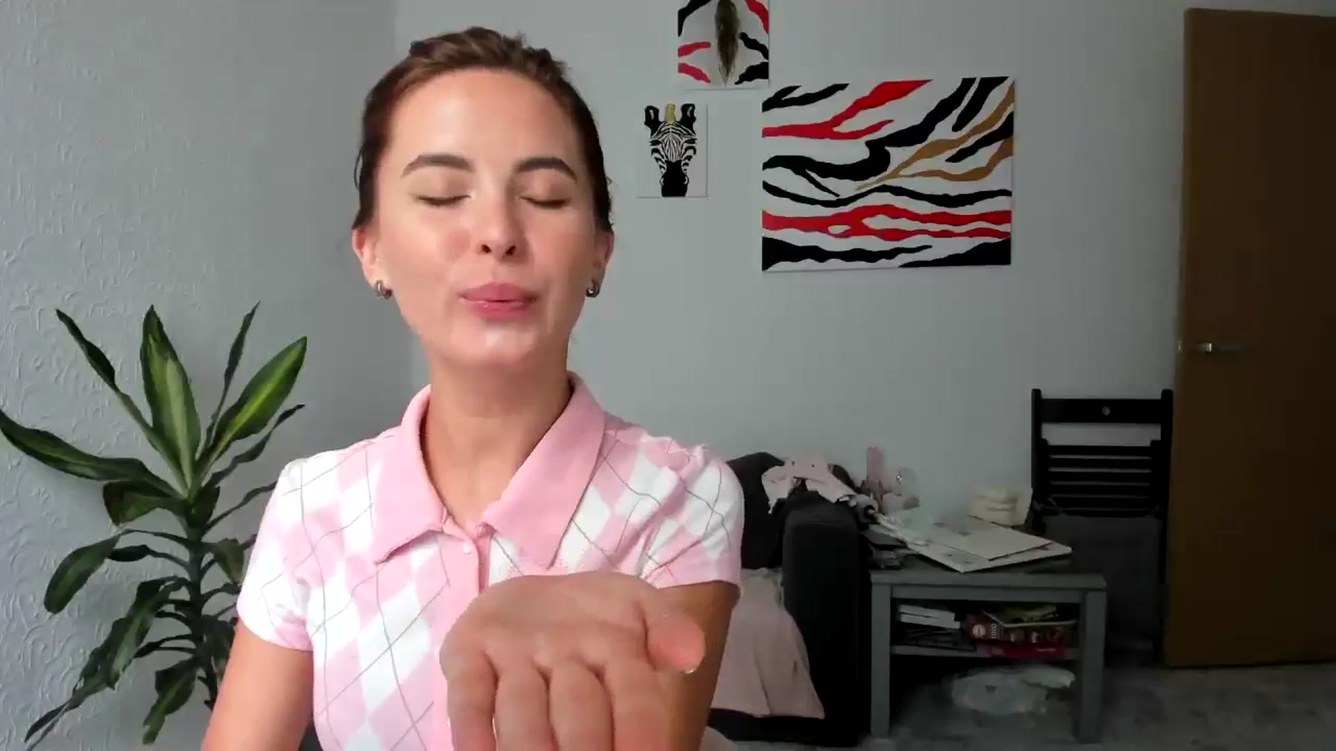 AhahaGirl video thumbnail