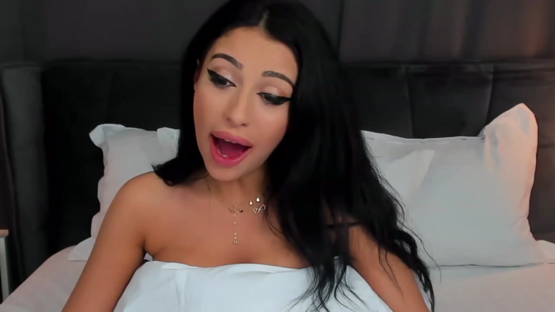 AnaisBloom video thumbnail