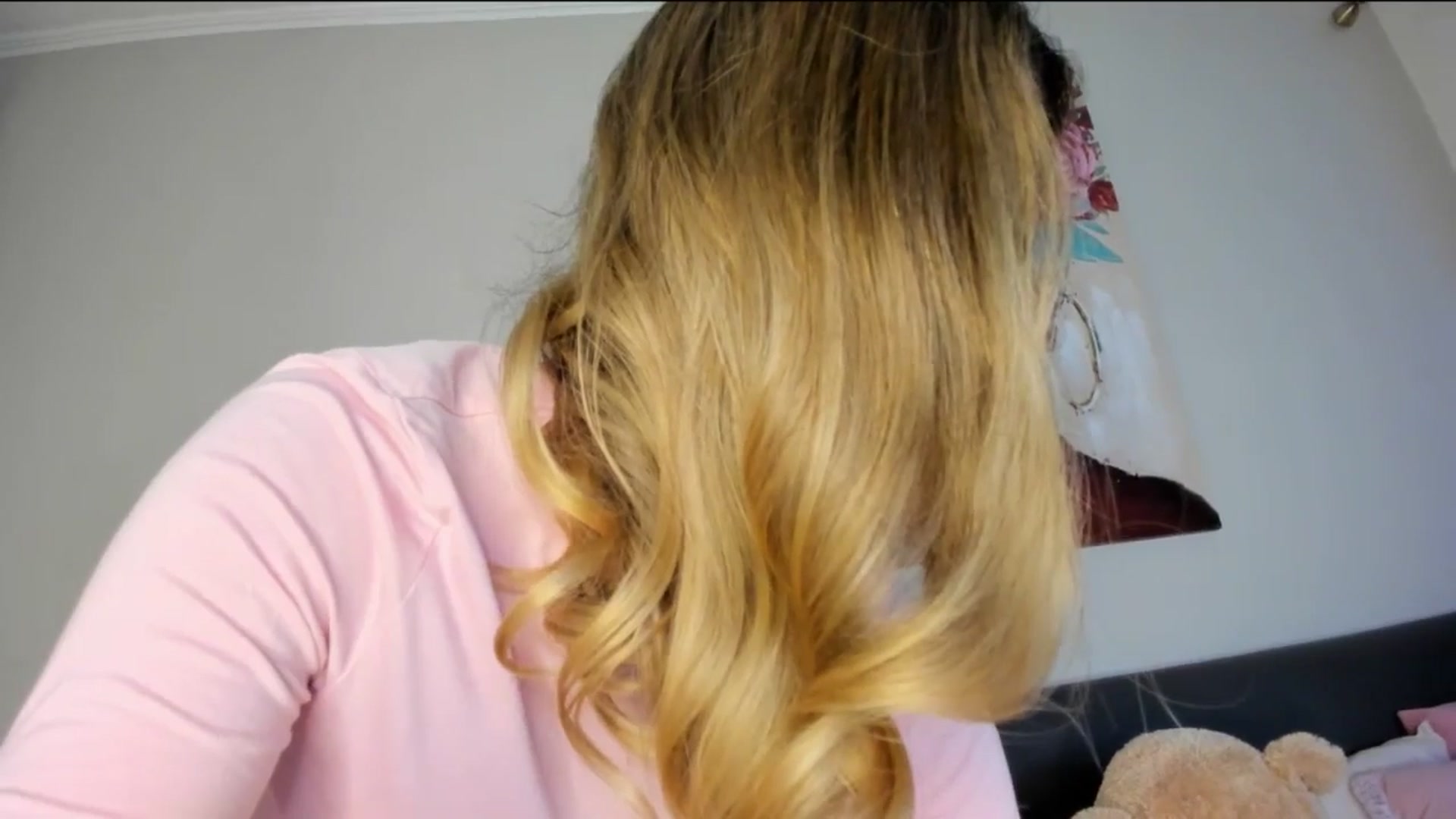 Dariadely video thumbnail