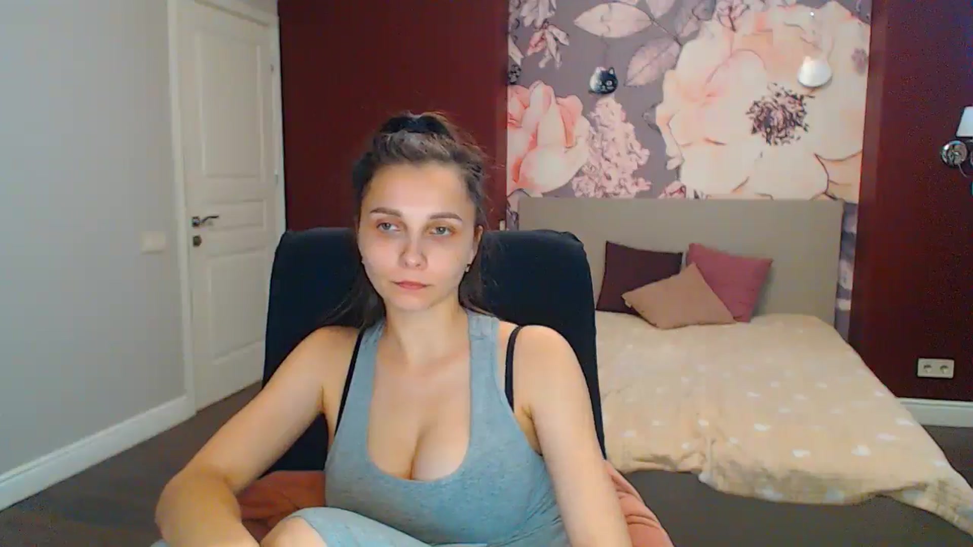 Karina_Mils video thumbnail
