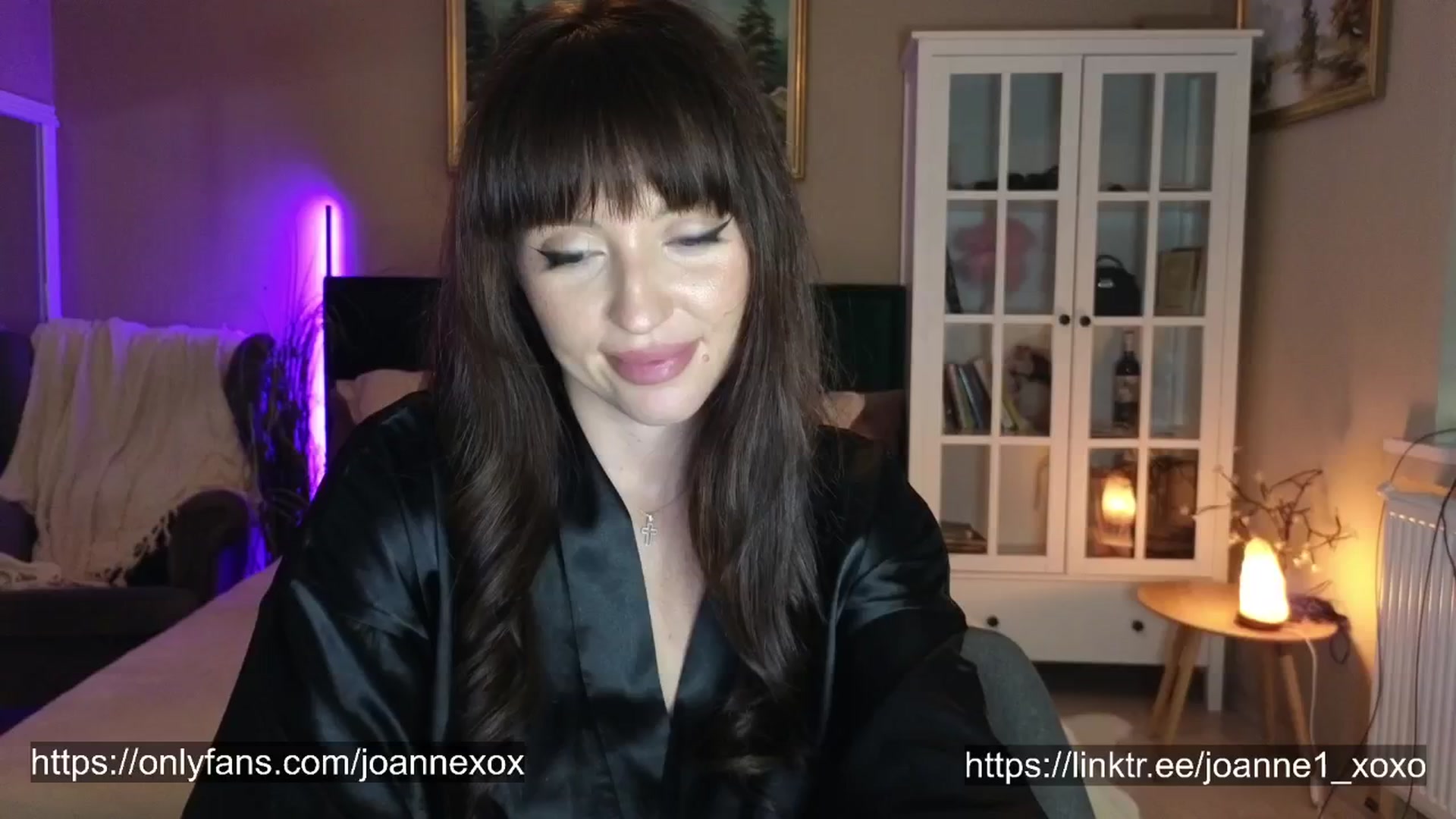 JoanneXOXO video thumbnail