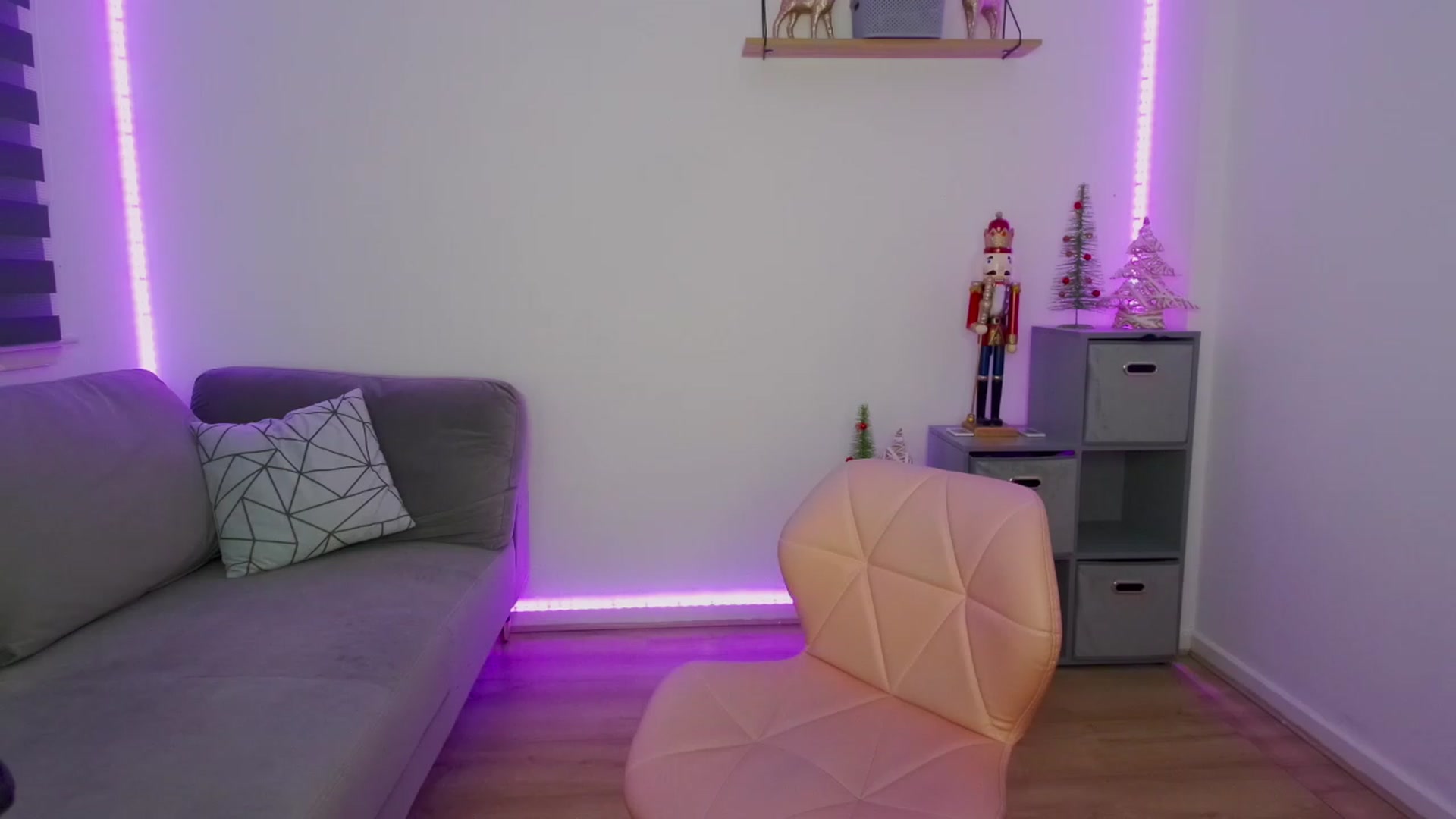 Lolathorne video thumbnail