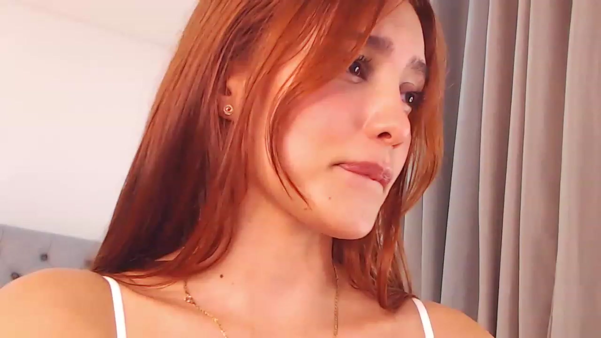 JullyAngel video thumbnail