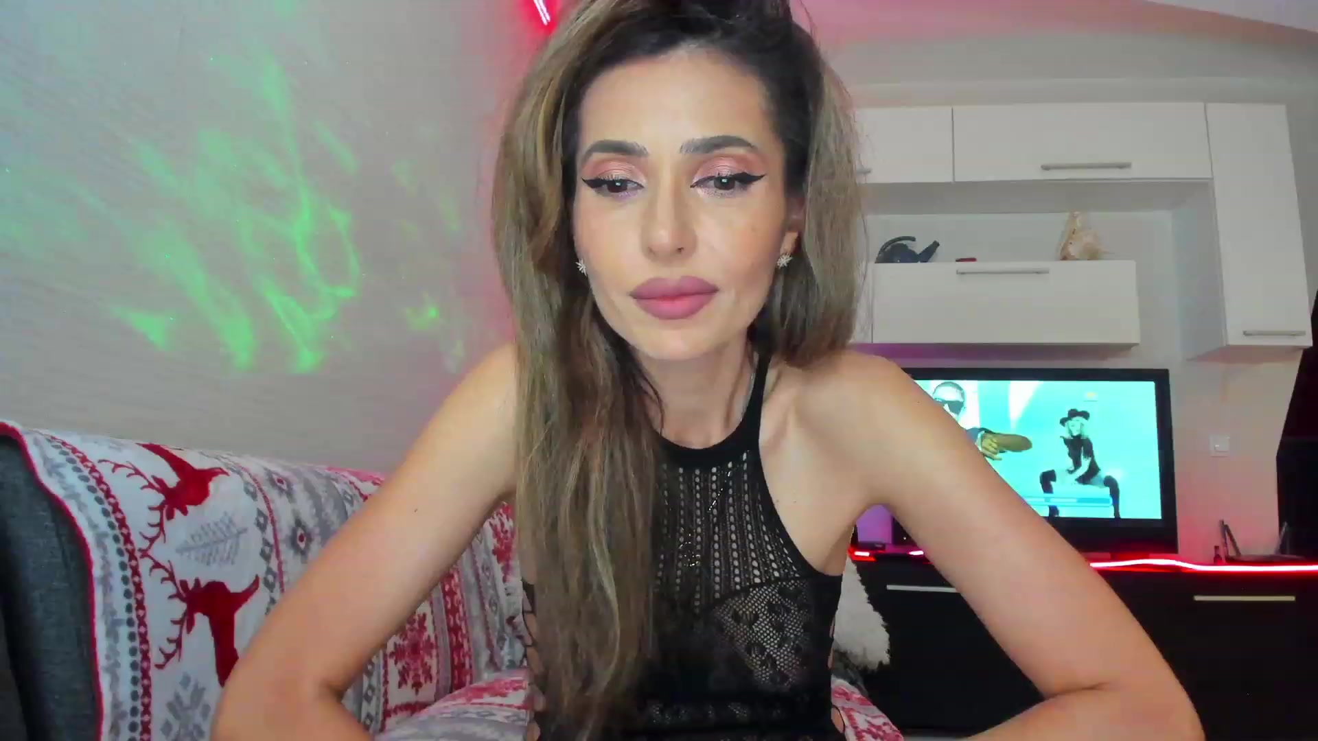 SmileyTinaa video thumbnail