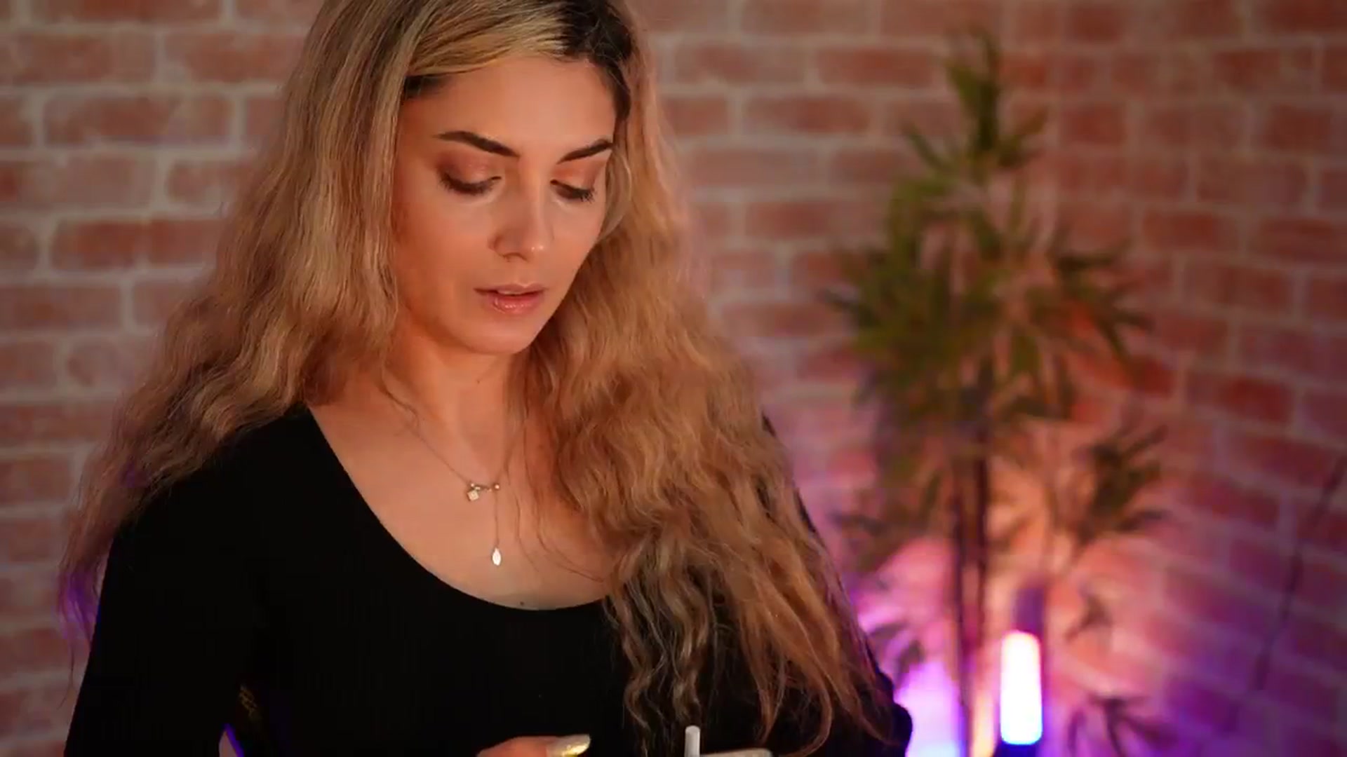 Allie_Synn video thumbnail