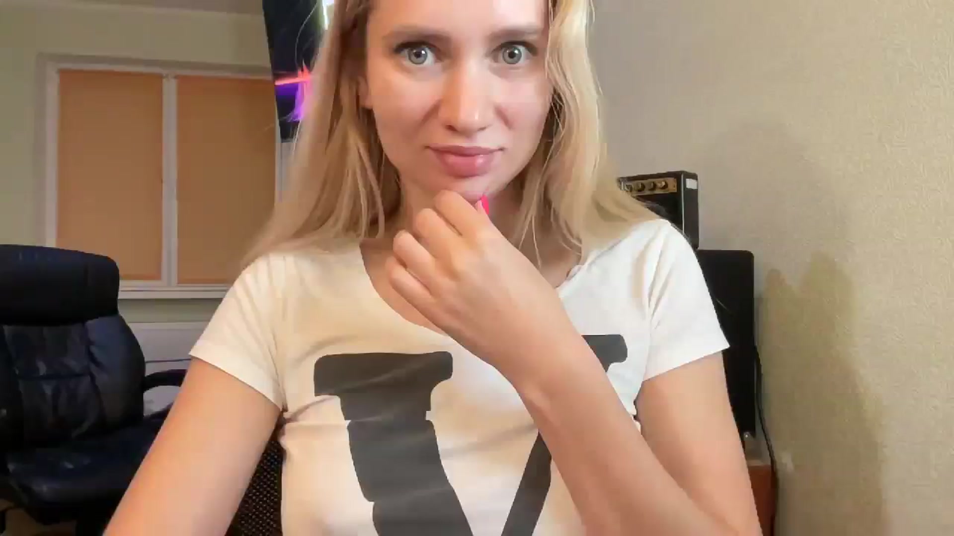 Miss_Sylvia video thumbnail