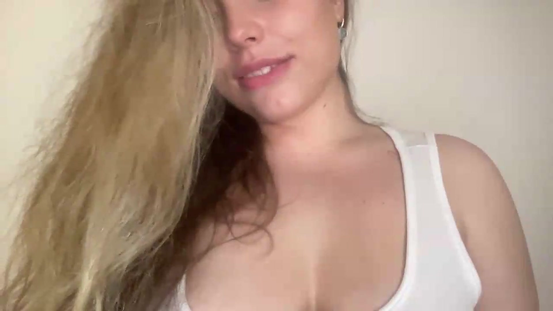 SabrinaGolden video thumbnail