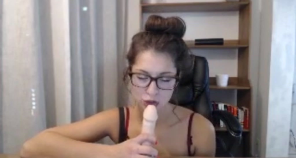 LucysLounge video thumbnail