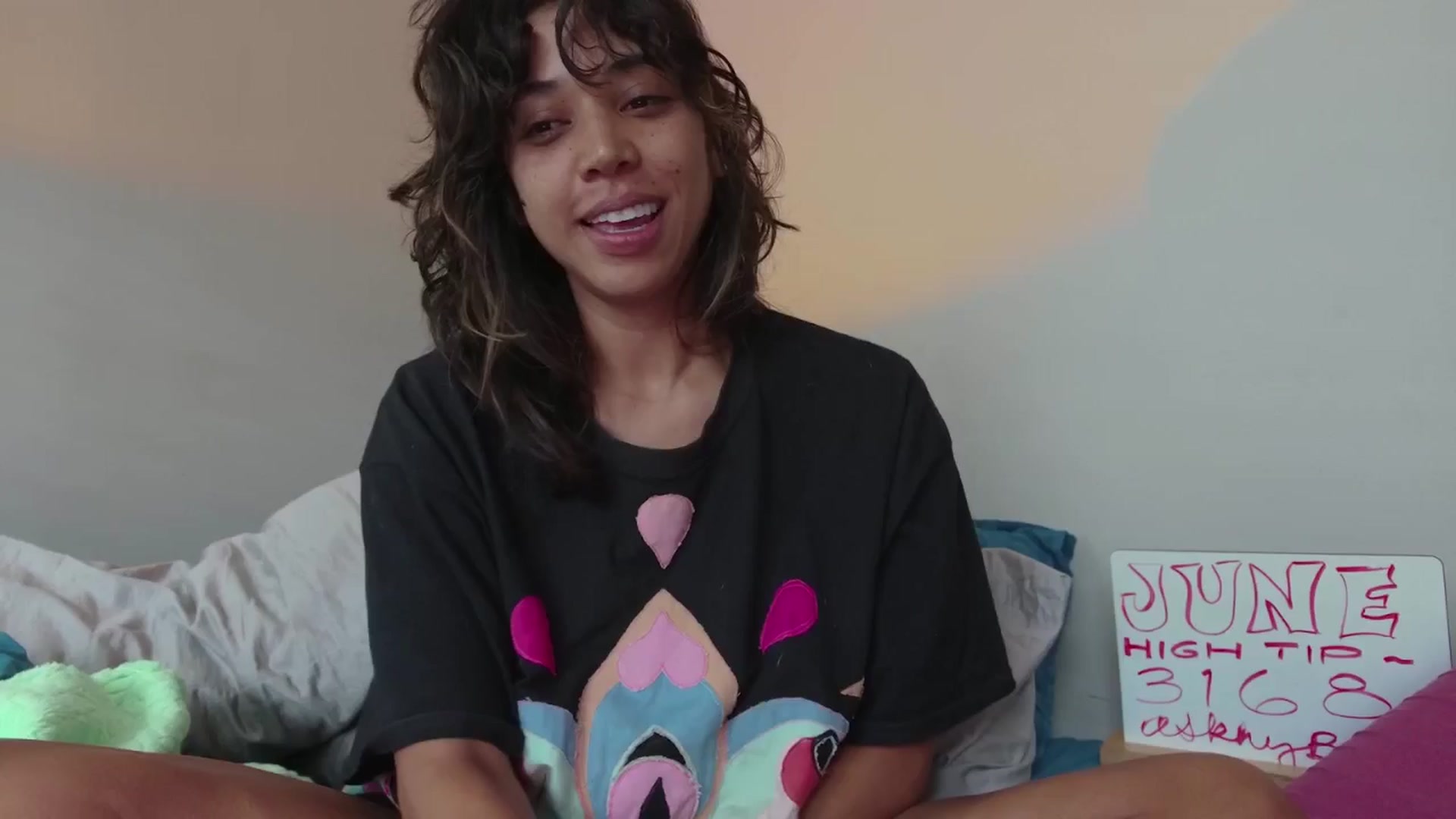 KissingHigh video thumbnail