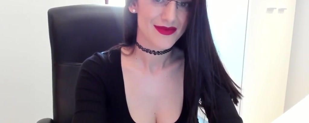 ElleL_ video thumbnail