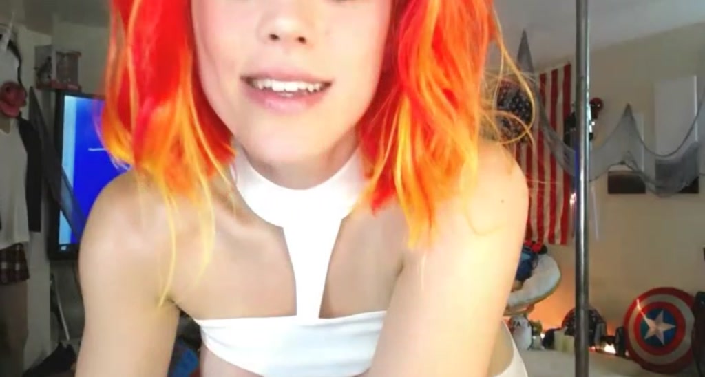 MissMolly video thumbnail