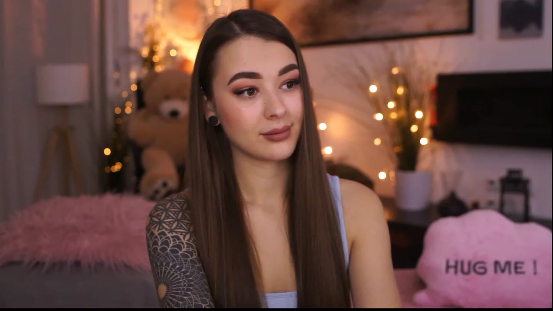 Jul_la_la video thumbnail