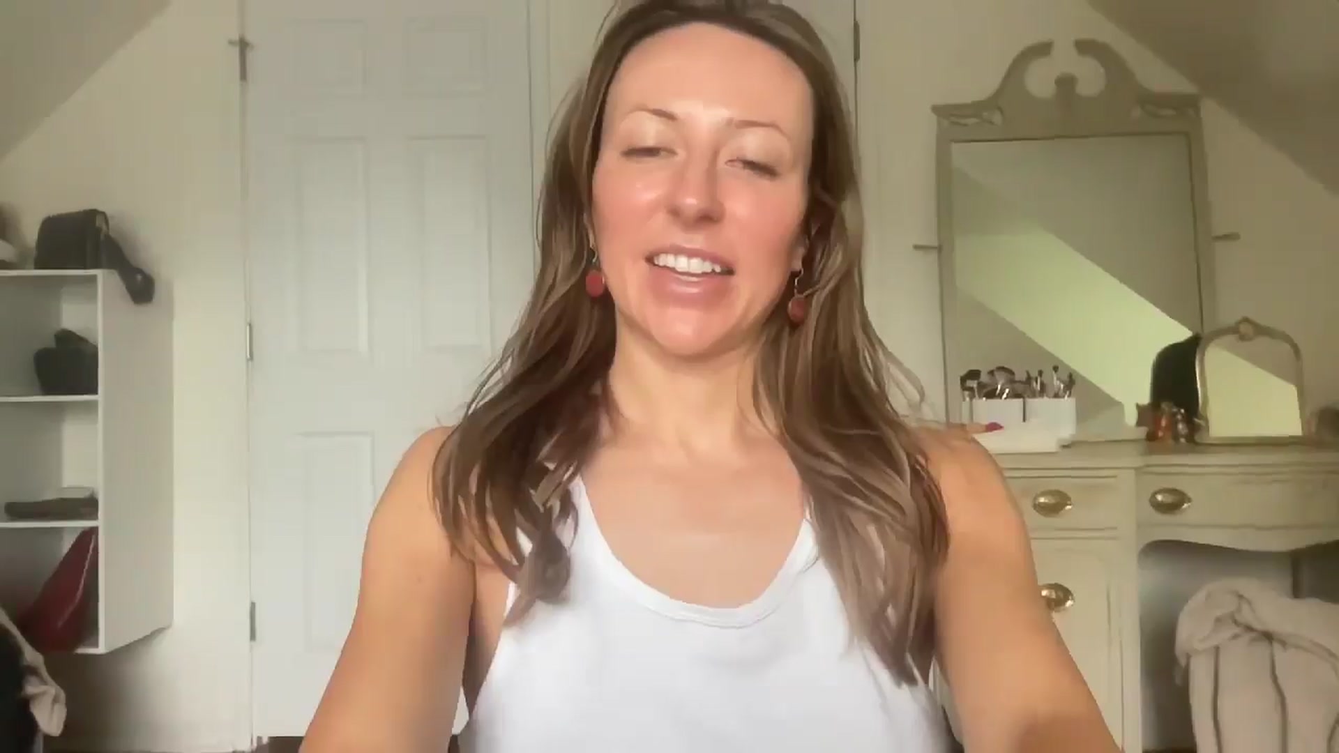 bellabaxxxter video thumbnail
