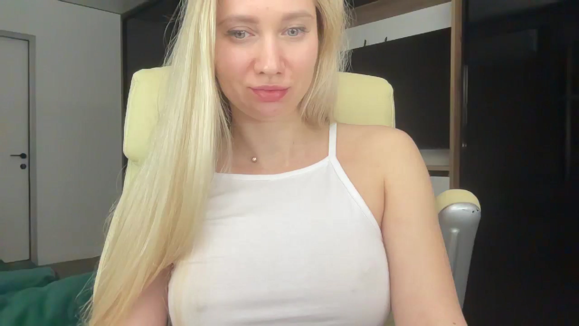 Miss_Sylvia video thumbnail