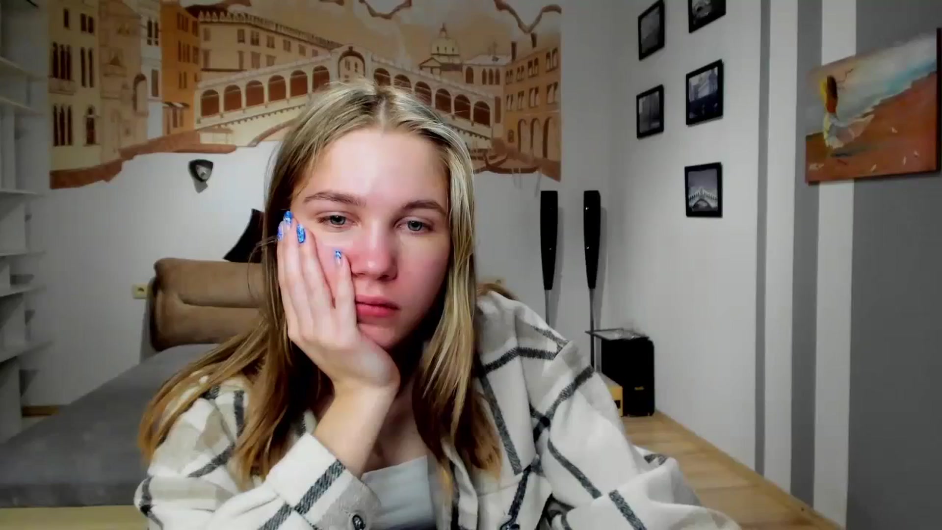 Kate_Lewiss video thumbnail