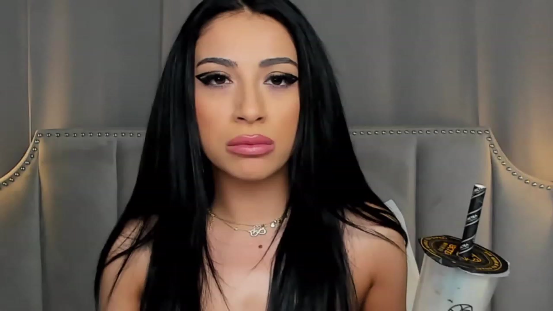 AnaisBloom video thumbnail