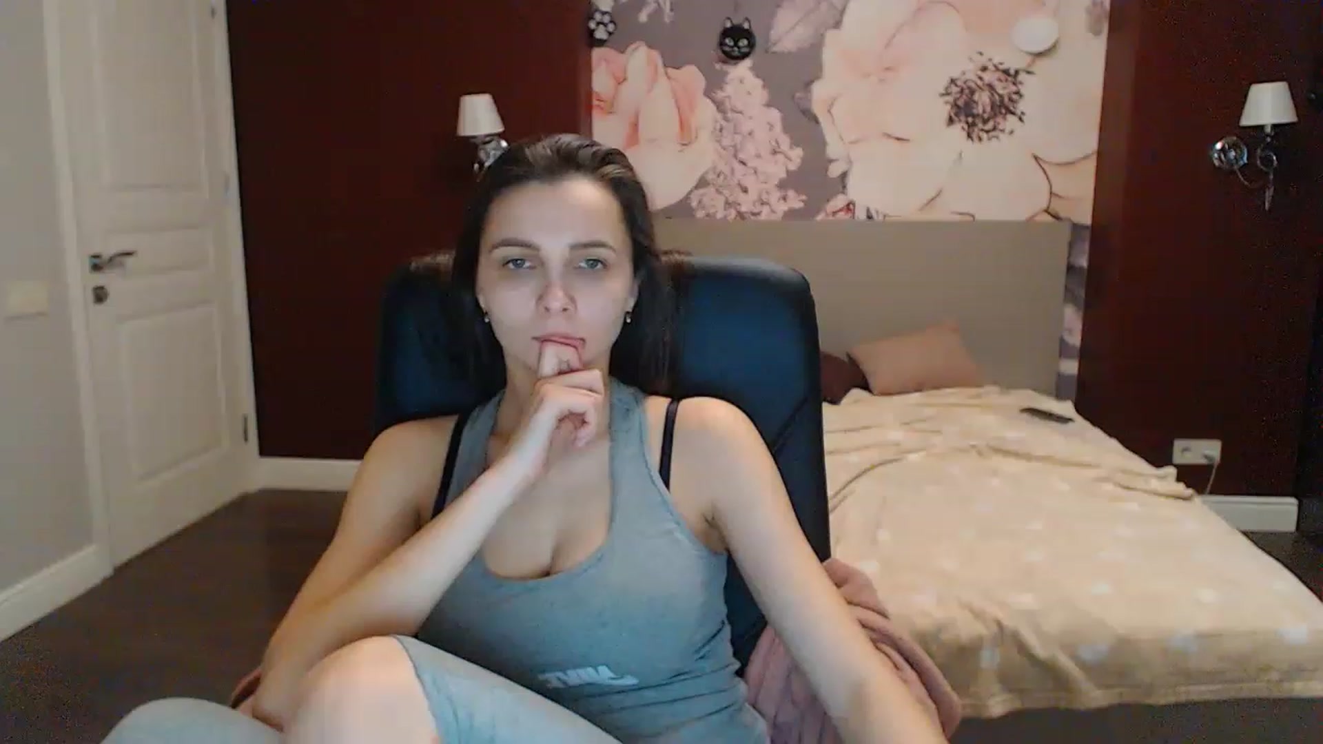 Karina_Mils video thumbnail
