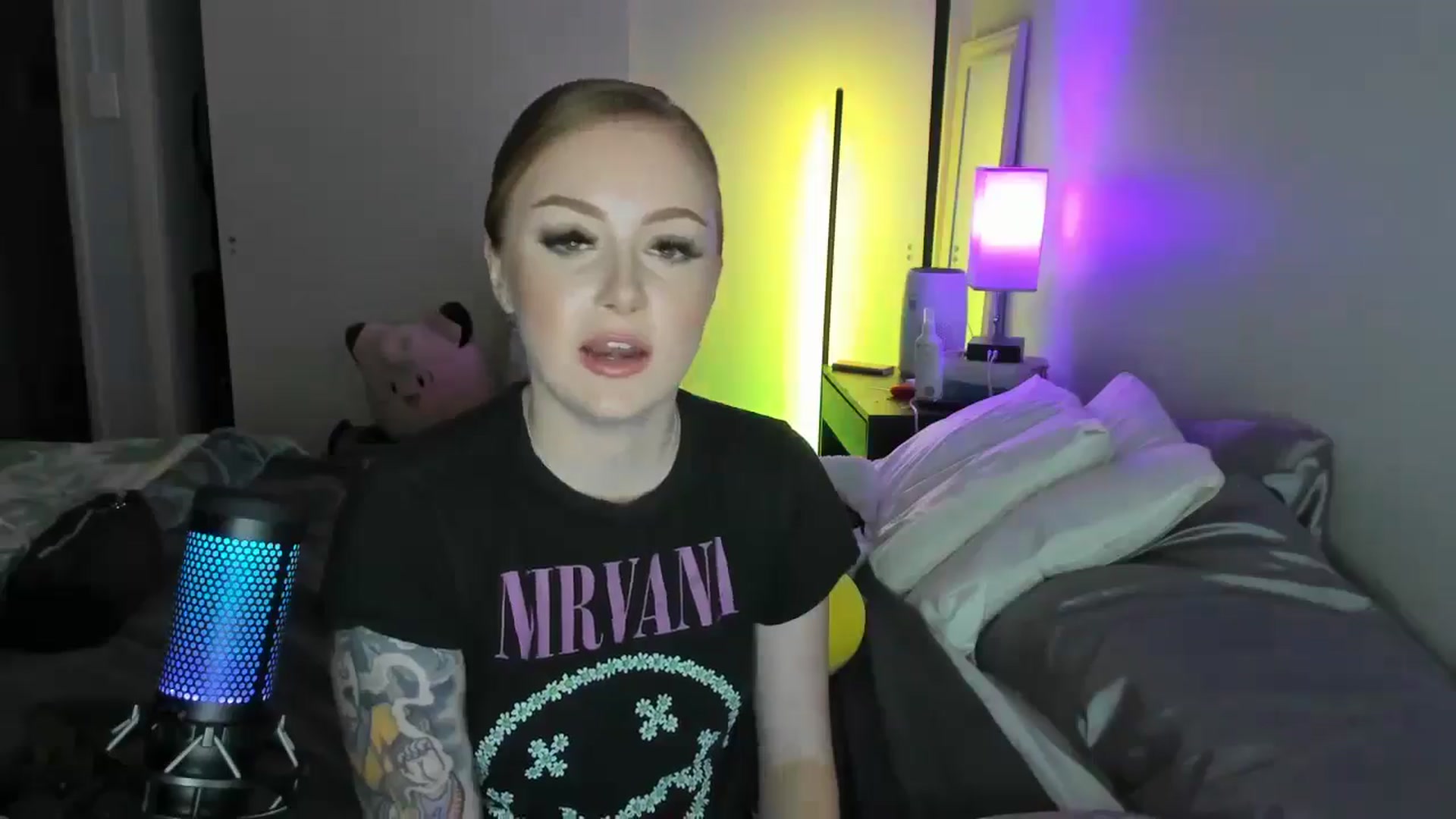 LizzySmallz video thumbnail