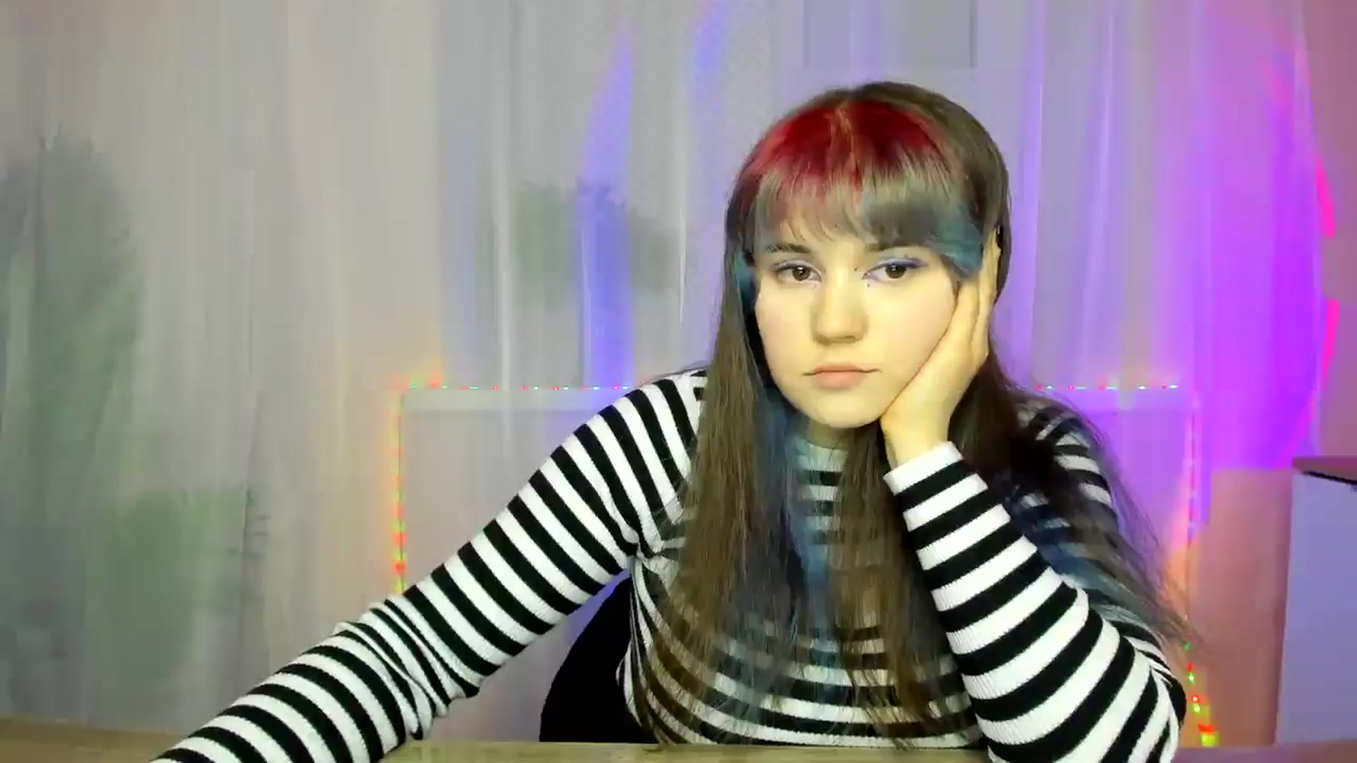 ChloeQueen video thumbnail