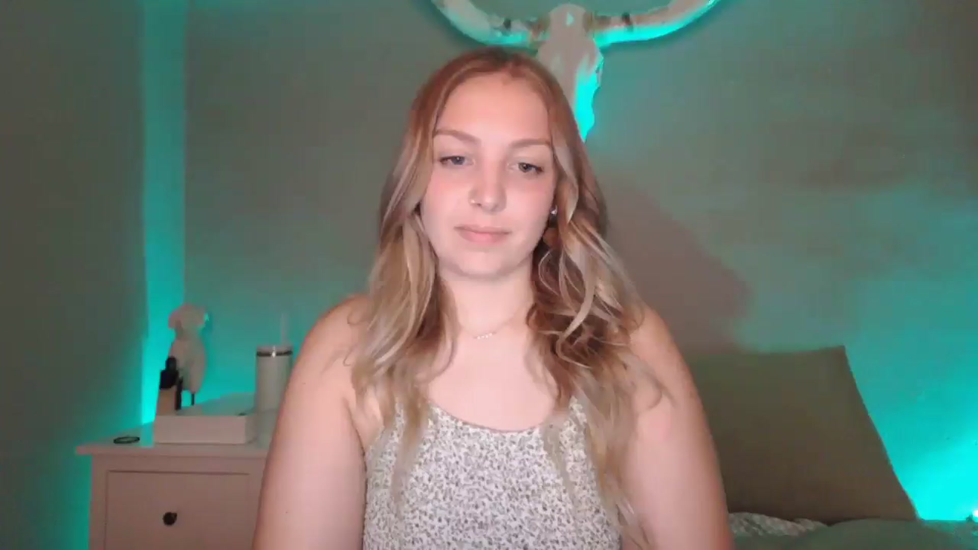 Lovelyleah video thumbnail